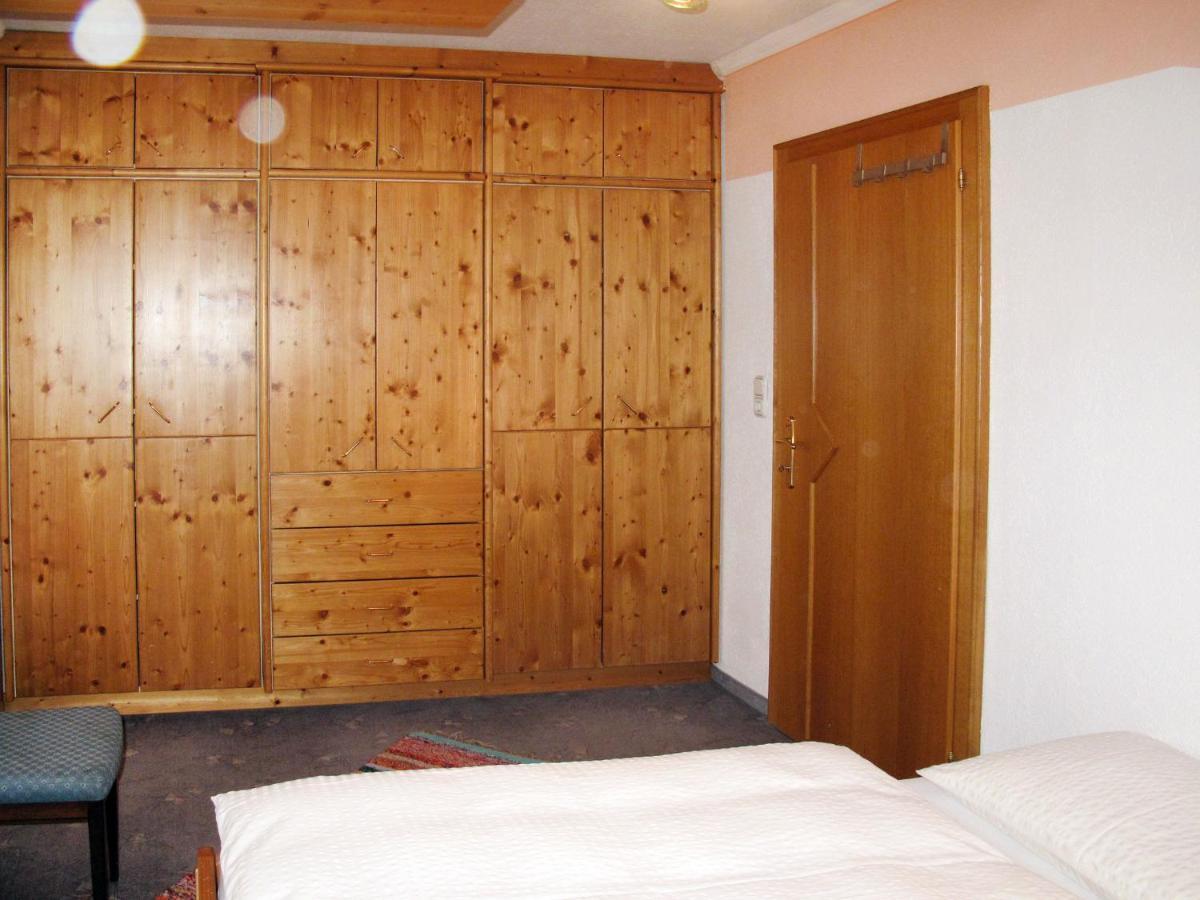 Liftblick - Nki190 By Interhome *